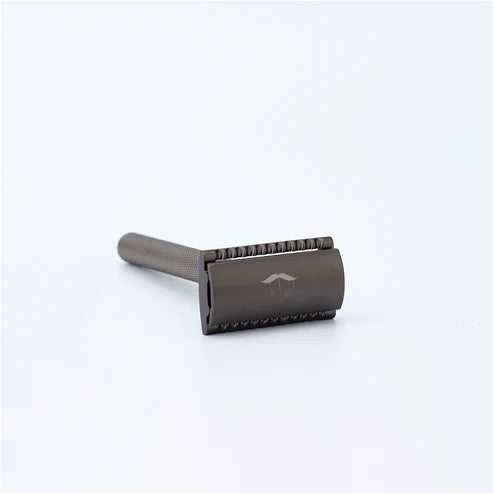 Chad grooming Obsidian - Safety Razor
